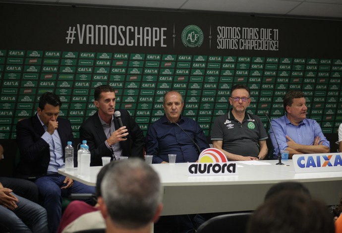 Rui Costa e Vagner Mancini foram apresentados na Chapecoense  (Foto: Sirli Freitas/Chapecoense)