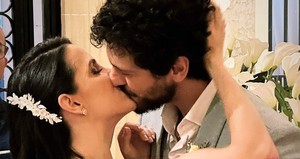 Pérola Faria e Mario Bregieira se casam em cerimônia intimista; tudo o que rolou