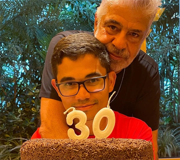 Clebson Teixeira comemora seus 30 anos (Foto: Reprodução/Instagram)