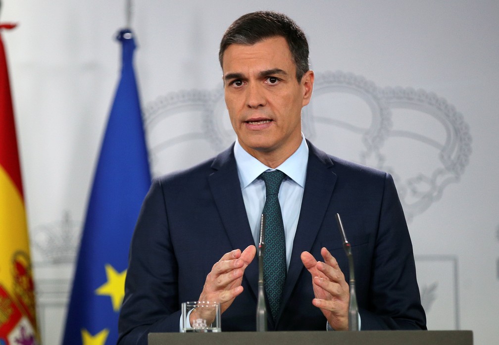 Pedro SÃ¡nchez, presidente da Espanha, durante coletiva convocada para anunciar apoio aos venezuelanos â€” Foto: Javier Barbancho/Reuters