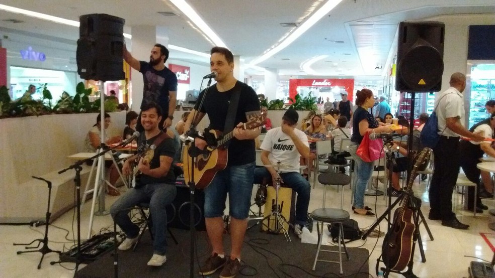 Pop Rock da banda Pub 77 é atração em Volta Redonda — Foto: Foto:Divulgação
