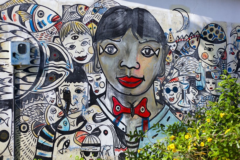 Edital vai premiar intervenções artísticas em muros de escolas de 96 municípios do Paraná; confira lista