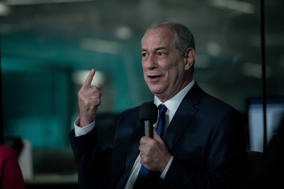 Ciro diz que acabará com orçamento secreto e contará com governadores para ter apoio no Congresso