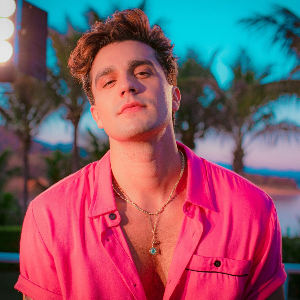 Luan Santana n&atilde;o se apresenta em cidade do interior da BA e prefeitura diz  que cantor descumpriu acordo | S&atilde;o Jo&atilde;o 2022 | G1