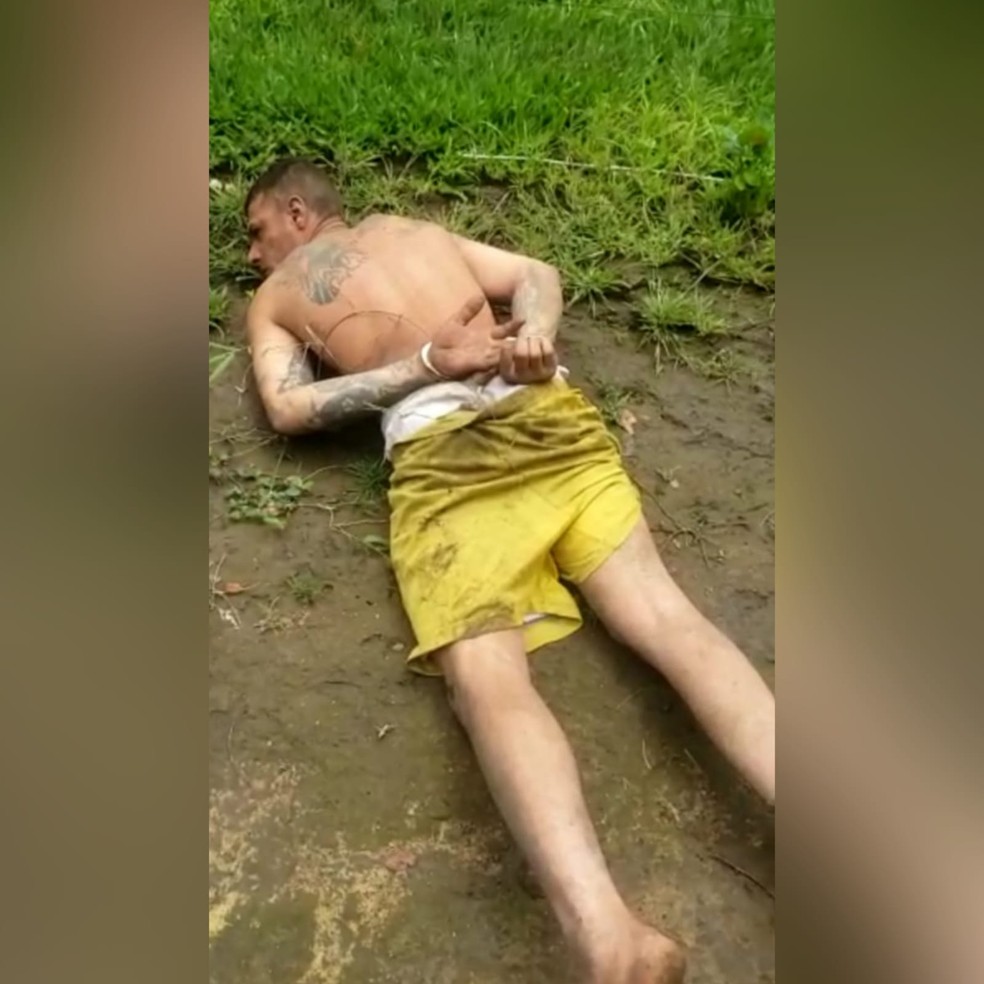 Três dos 14 foragidos foram recuperados pela polícia  — Foto: Reprodução
