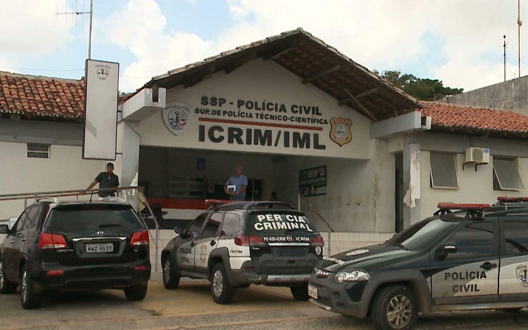 Homem é encontrado morto dentro de carro em São Luís; caso está sendo investigado pela Polícia Civil