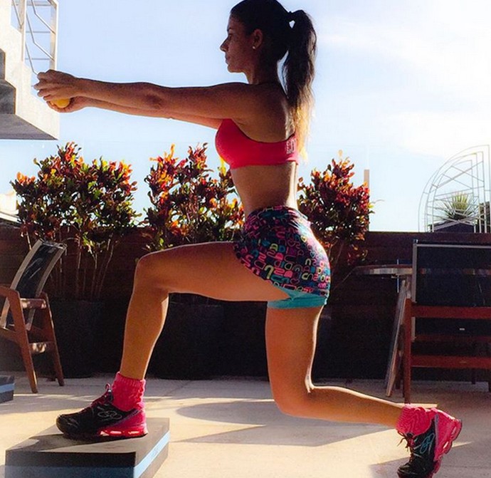 Paula Fernandes se exercita e inspira seus seguidores nas redes sociais (Foto: Arquivo Pessoal)