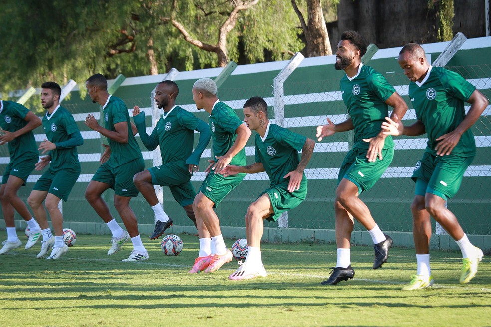 Goiás volta a campo nesta sexta contra o Náutico — Foto: Rosiron Rodrigues / Goiás E.C.