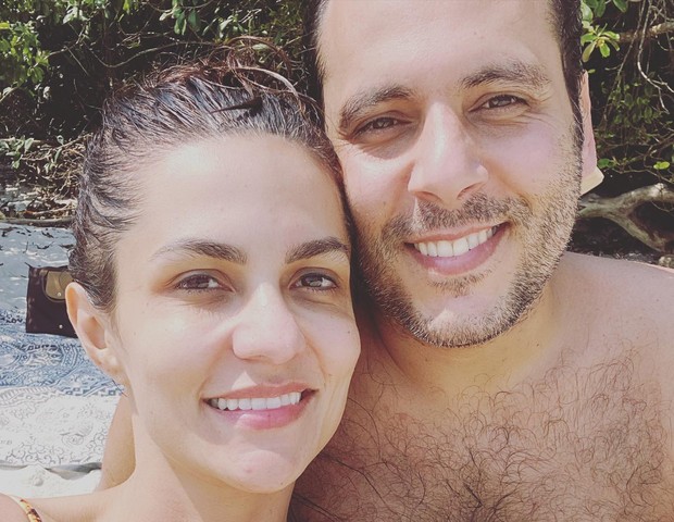 Paula Barbosa e o marido, Diego Dalia (Foto: Reprodução/Instagram)