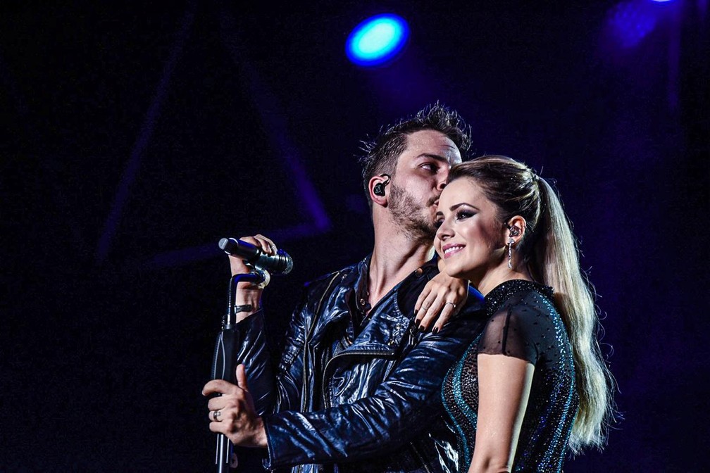 Sandy e Junior estrearam turnÃª 'Nossa HistÃ³ria' em Pernambuco â Foto: Igor do Ã/Comunnik/DivulgaÃ§Ã£o