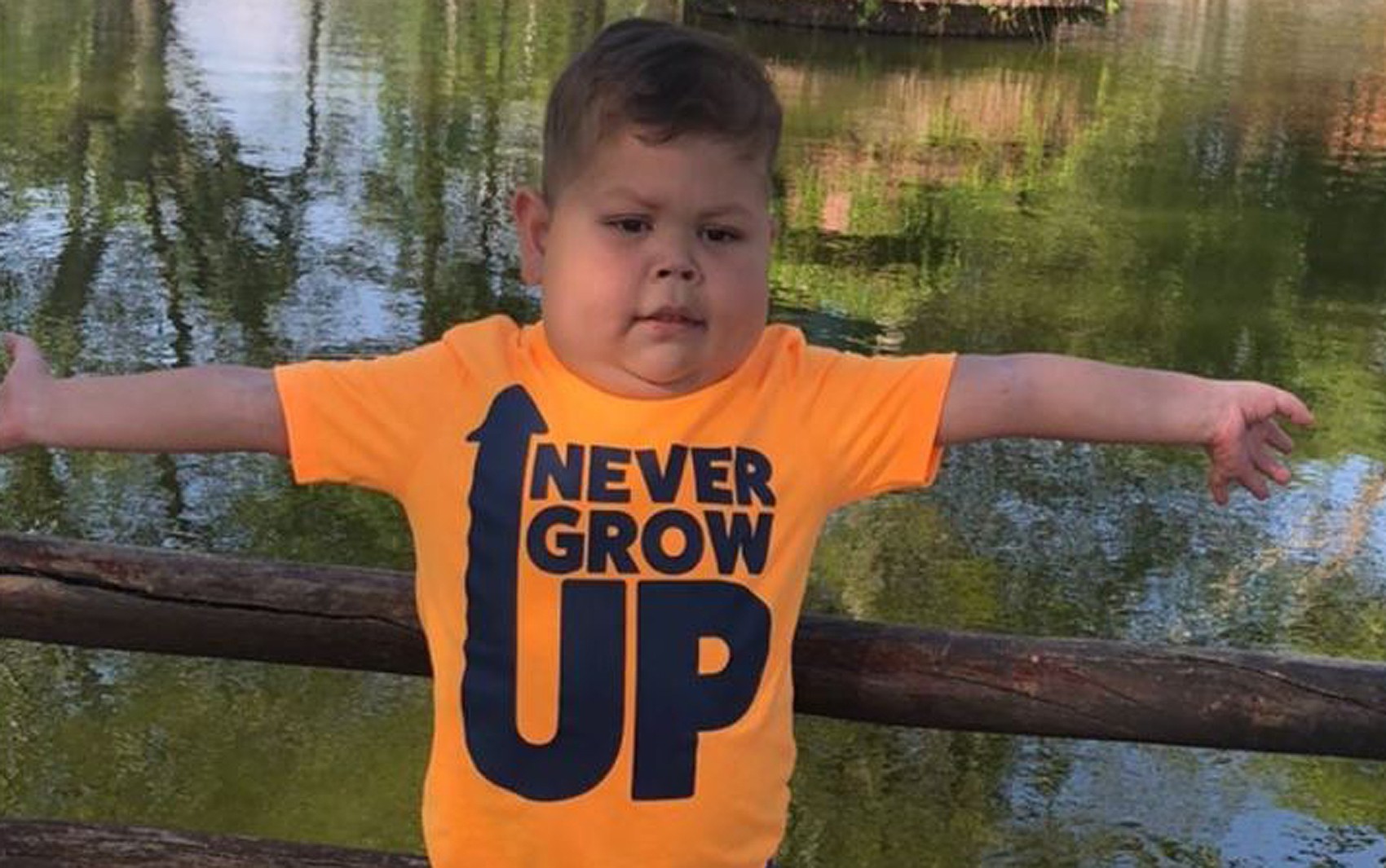 Menino com doença rara que teve Instagram invadido por hacker grava vídeo alertando golpe: ‘Se pedir dinheiro, não é nós’