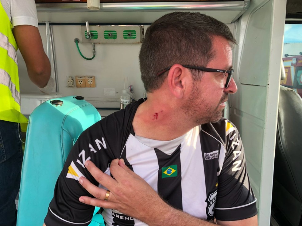 FlÃ¡vio Lucena acabou se machucando no pescoÃ§o (Foto: Lucas Barros / TV Cabo Branco)