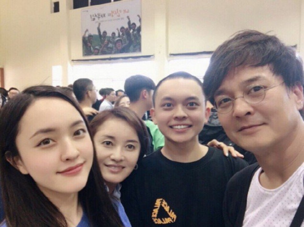 A família do ator Jo Min Ki (Foto: Reprodução/Instagram do Artista)