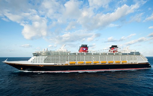  O navio Disney Dream tem 340 metros de comprimento