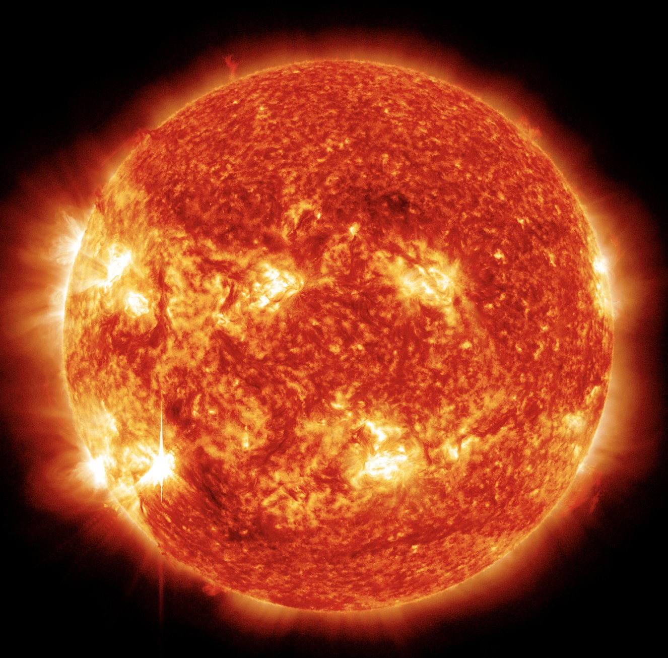 Chineses pretendem imitar a fusão nuclear usada pelo Sol (Foto: NASA/SDO)