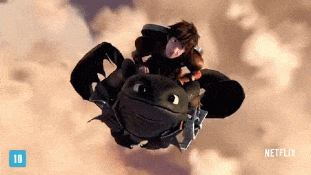 Soluço e Banguela voam em cena do desenho "Dragões: corrida até o limite", da Netflix (Foto: Reprodução/Trailer)
