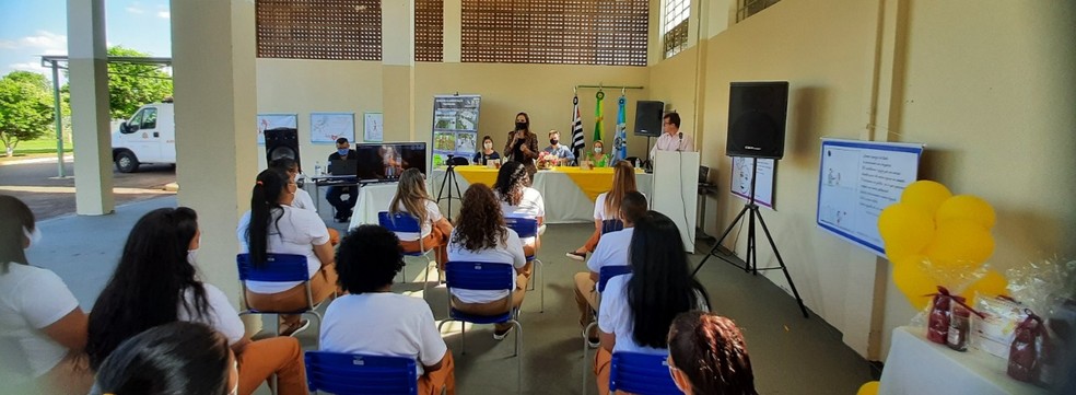 "Calendário da Vida" é produzido por presas da Penitenciária Feminina de Tupi Paulista (SP) — Foto: SAP