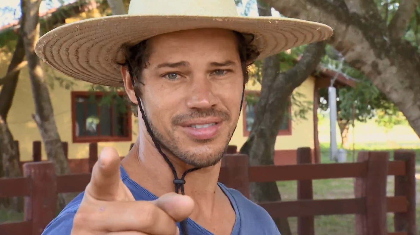 José Loreto fala sobre transformação em peão para 'Pantanal': 'No cavalo, me sinto em um carro de luxo'
