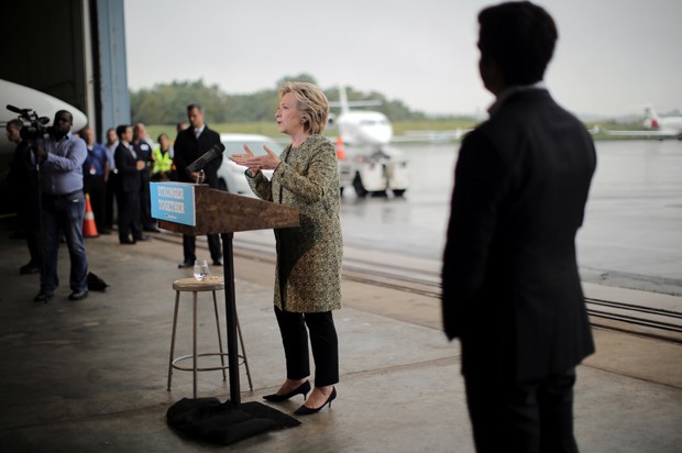 Para Hillary Clinton, objetivo dos terroristas é 'minar nossos valores' (Foto: Carlos Barria/Reuters)