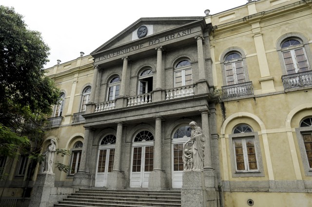 UFRJ pede socorro para não fechar em julho. “Situação é dramática”, diz reitora