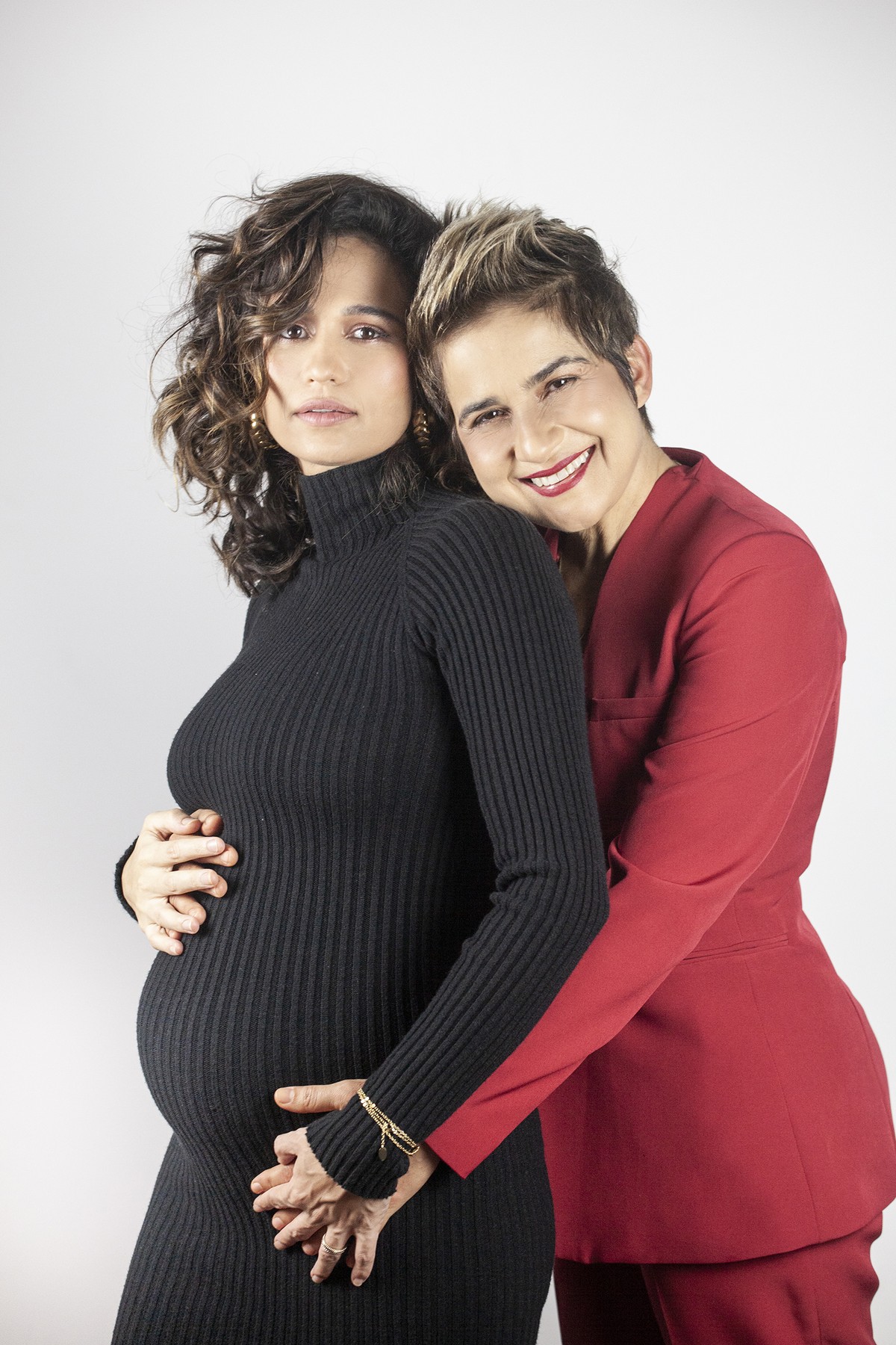 Nanda Costa E Lan Lanh Anunciam Gravidez Duas Maes E Duas Filhas Famosos Gshow