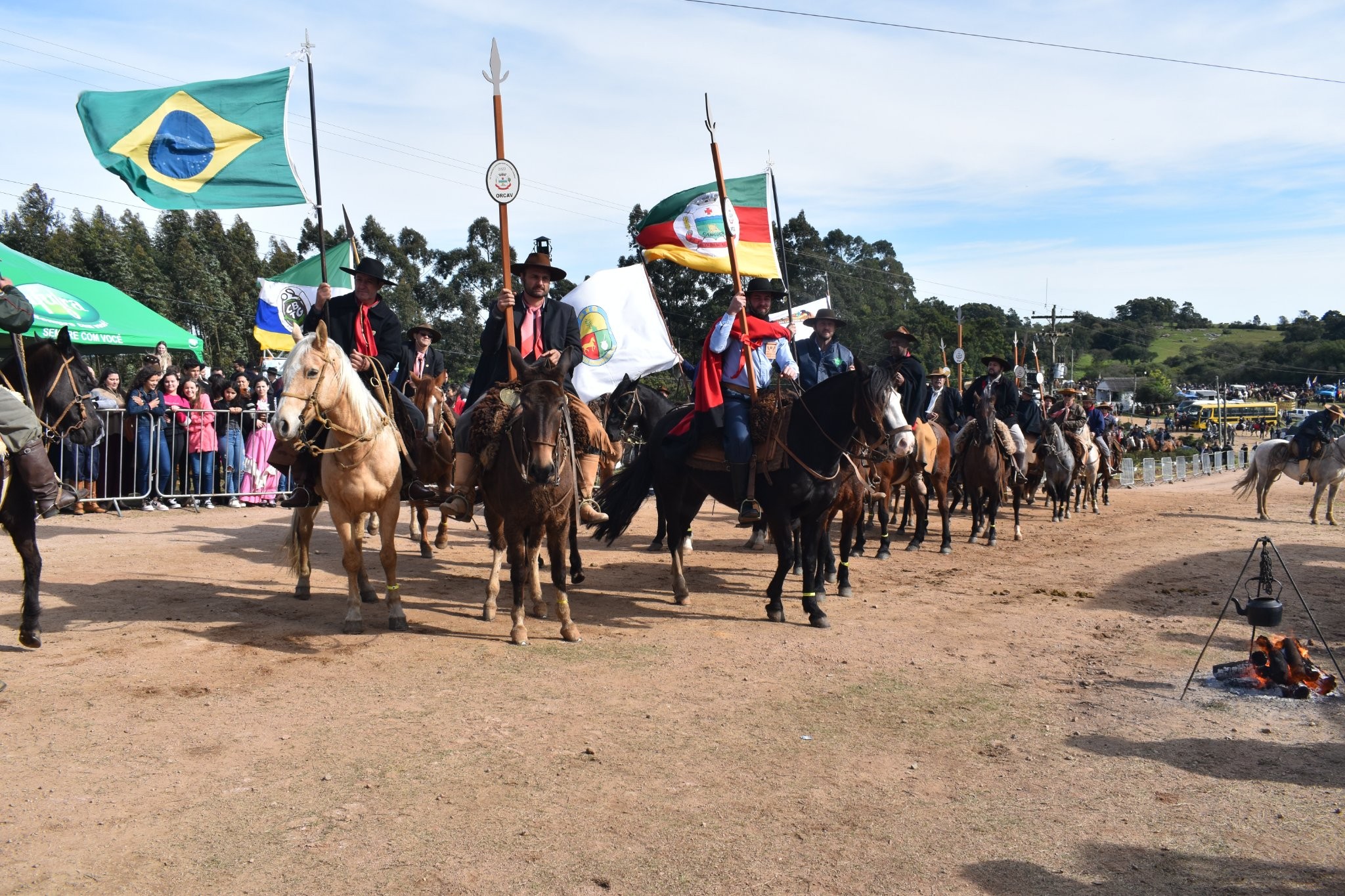 Acendimento da Chama Crioula em Canguçu marca início das comemorações da Semana Farroupilha