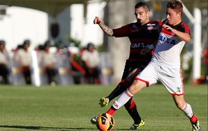 Empréstimo de Adryan para o Cagliari será definido ainda esta semana