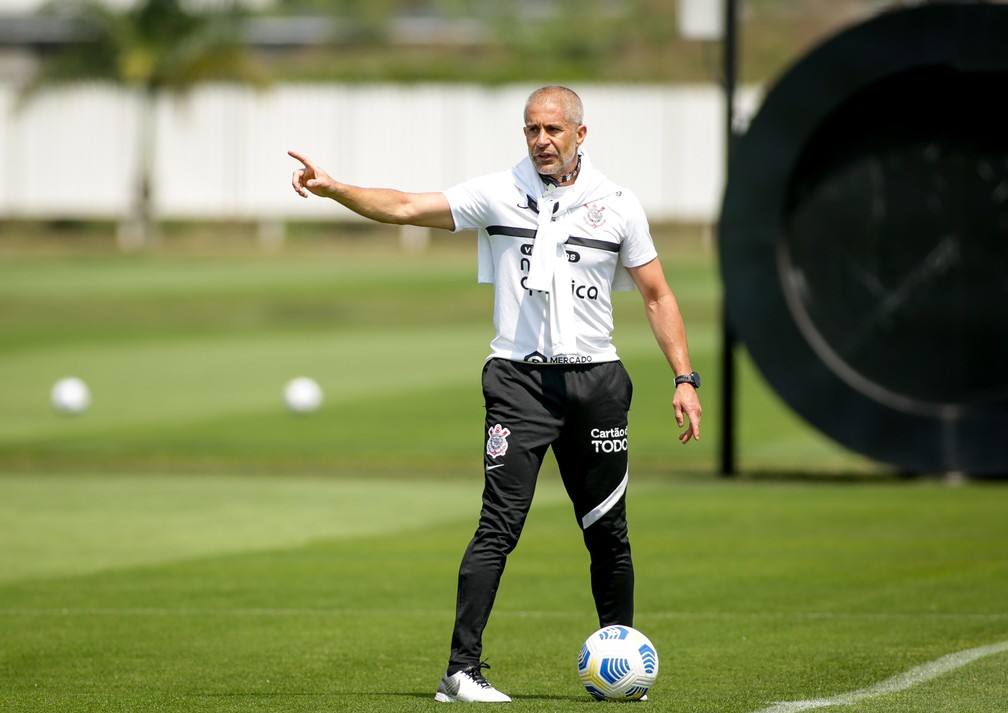 Podendo voltar ao G-4 no sábado, Corinthians iguala melhor posição dos últimos dois anos