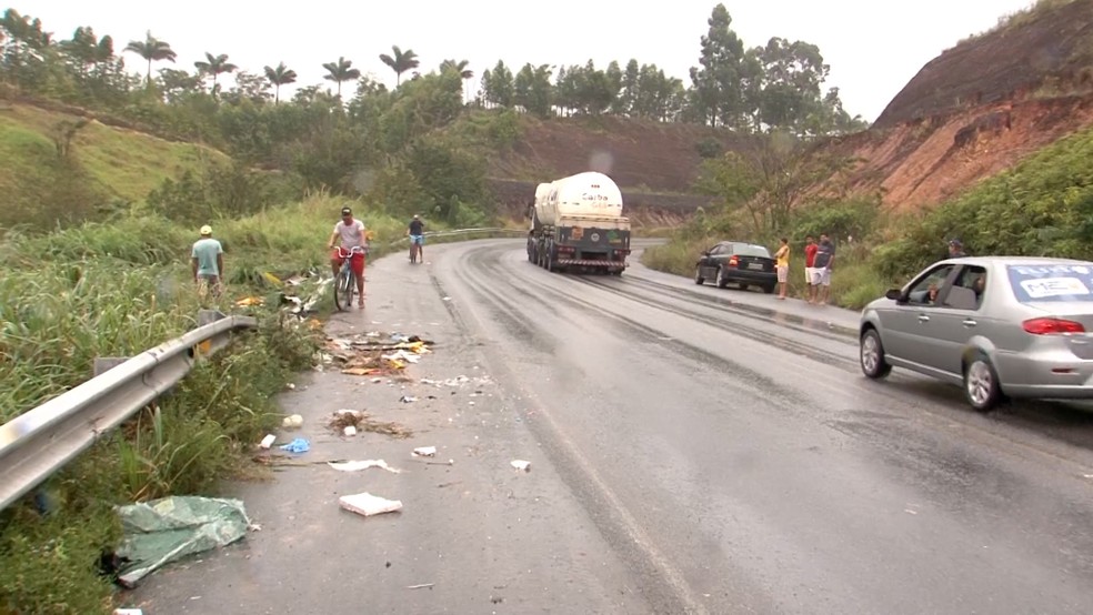 Local de acidente na região sul da Bahia (Foto: Reprodução/TV SantaCruz)