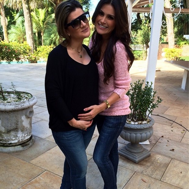 Mirella Santos e Natália (Foto: Reprodução/Instagram)