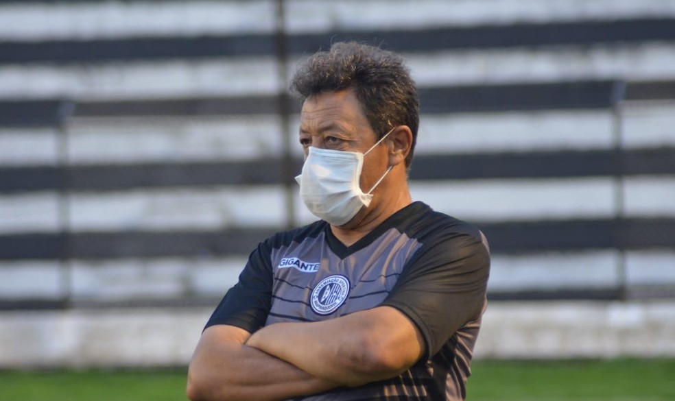 Lorival Santos deve mexer na equipe para a partida contra o CRB — Foto: Assessoria/ASA