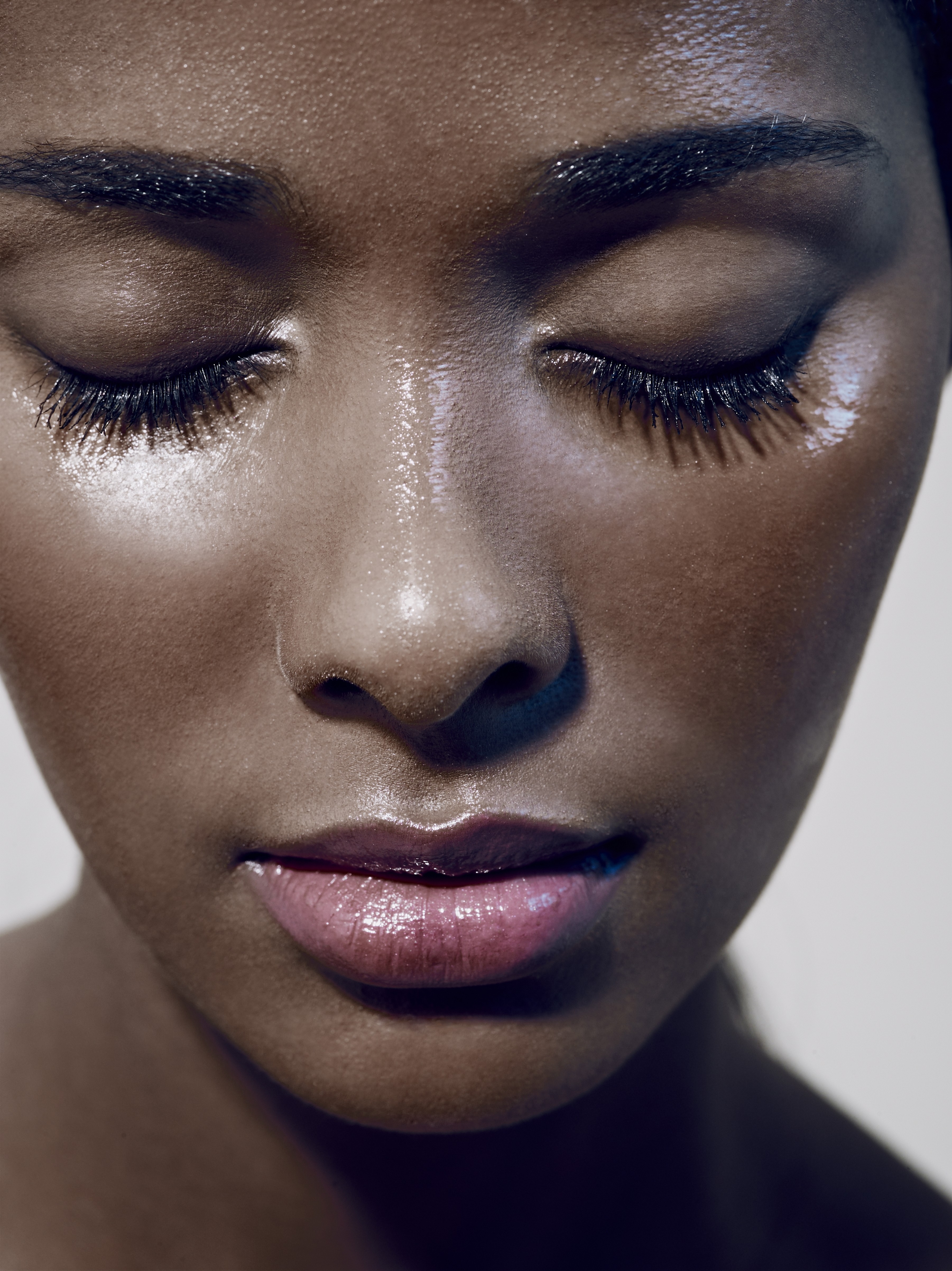 Como controlar a oleosidade da pele (Foto: Getty Images)