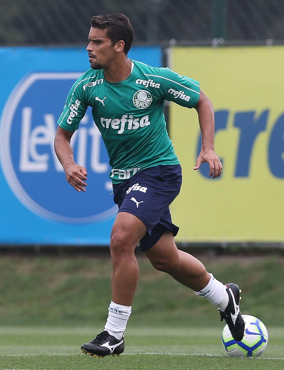 Jean será titular na lateral direita do Palmeiras contra o Avaí — Foto: Divulgação/Palmeiras
