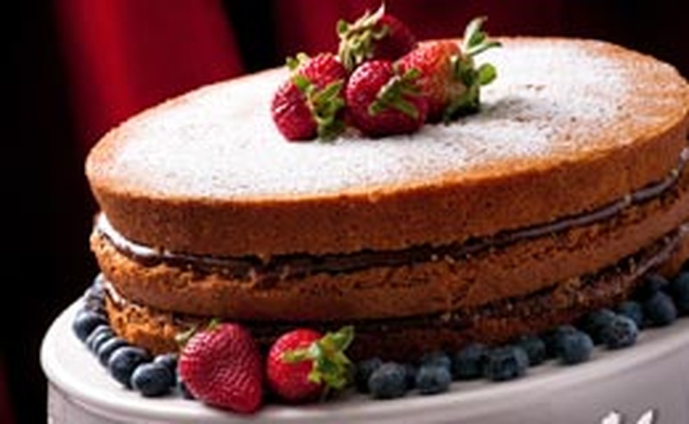 Bolo Pelado Com Recheio De Brigadeiro O Naked Cake Das Festas De Casamento Receitas Receitas