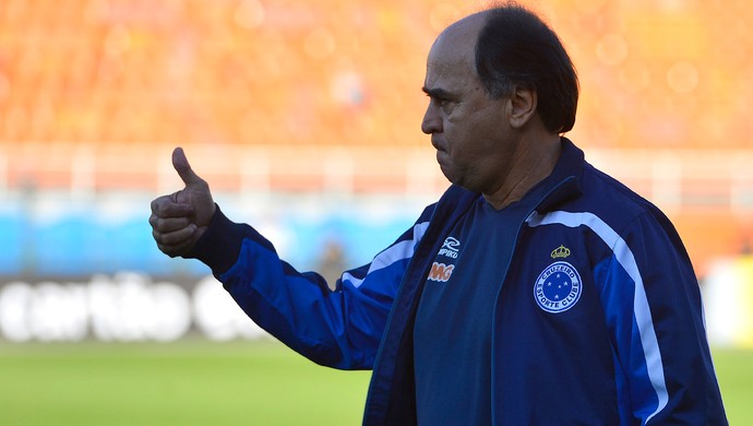 Cruzeiro pensa em tirar proveito da maratona de jogos para ficar na ponta