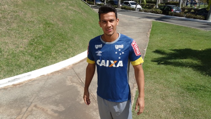 Mistério no Cruzeiro: treino fechado não dá pistas de time que joga quarta