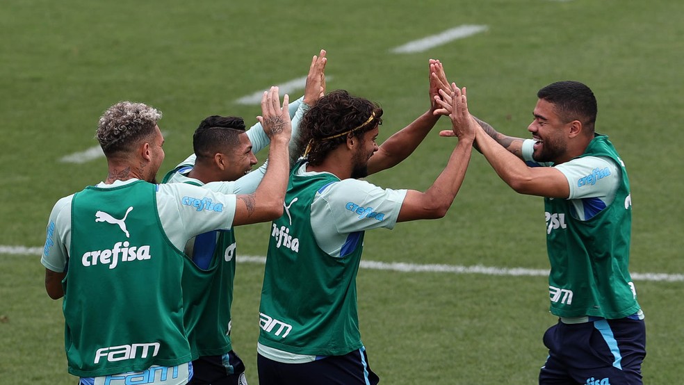 Bruno Tabata durante treino do Palmeiras — Foto: Cesar Greco / Palmeiras