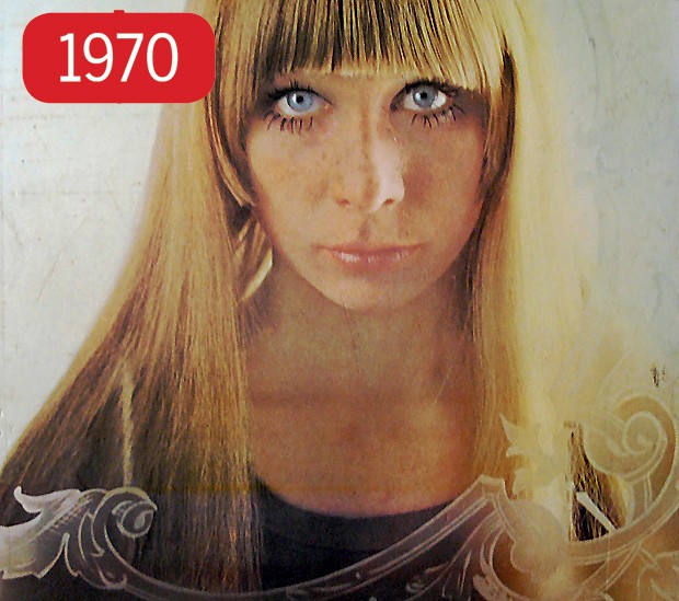 Na época em que fazia parte do grupo Os Mutantes (de 1966 a 1972), Rita Lee pintou o cabelo de loiro, a exemplo desta foto, da capa do disco Build Up, de 1970. Desde então, a roqueira manteve sua inseparável franja, que virou uma de suas marcas registradas durante toda a carreira. (Foto: Divulgação)
