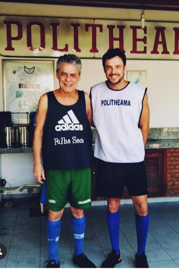 Sergio Guizé e Chico Buarque (Foto: Reprodução Instagram)