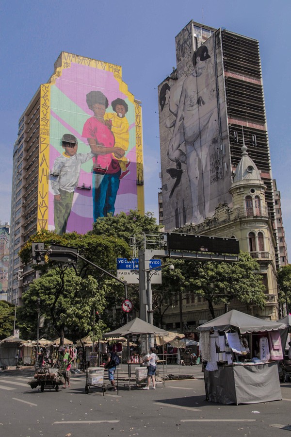 Maior mural de empena do país homenageia mães pretas (Foto: Divulgação)