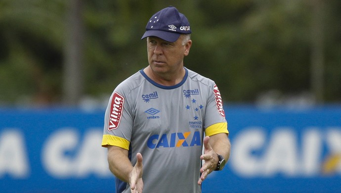 Veja as opções de Mano Menezes para montar o ataque cruzeirense