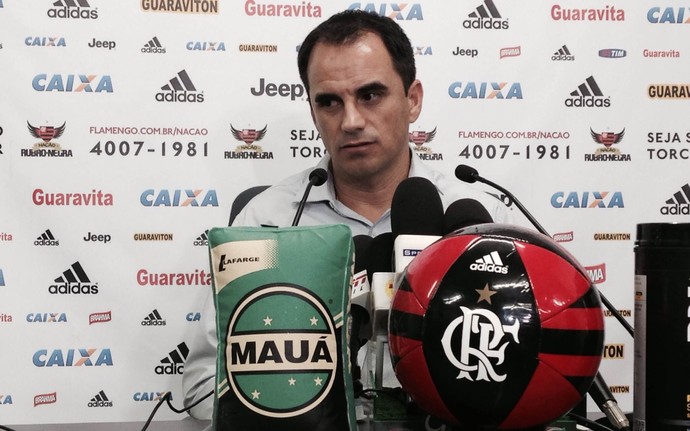 Rodrigo Caetano do Flamengo em entrevista coletiva (Foto: Felippe Costa)