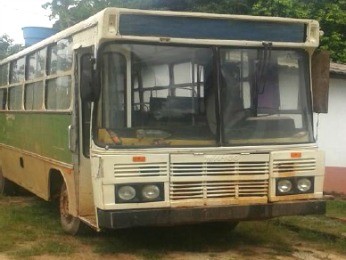 Ônibus escolar quebra a caminho da escola e pais de alunos reclamam da  precariedade do transporte em MT, Mato Grosso