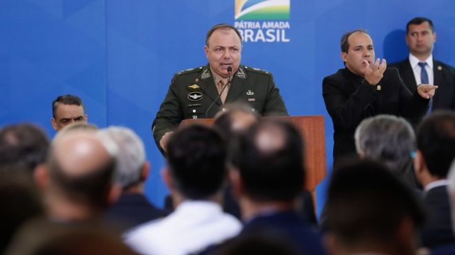 BBC: Militar chegou a Brasilia semanas atrás para coordenar transição entre Mandetta e Teich; agora, assumirá pasta interinamente (Foto: ALAN SANTOS / PR VIA BBC)