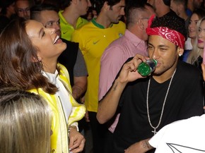 Bruna Marquezine e Neymar em show em São Paulo (Foto: Claudio Augusto/ Brazil News)