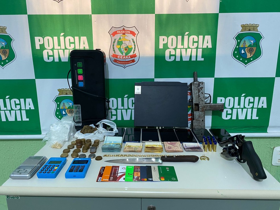 Material encontrado pela Polícia Civil em operação em Brejo Santo, no Ceará. — Foto: Divulgação/Polícia Civil