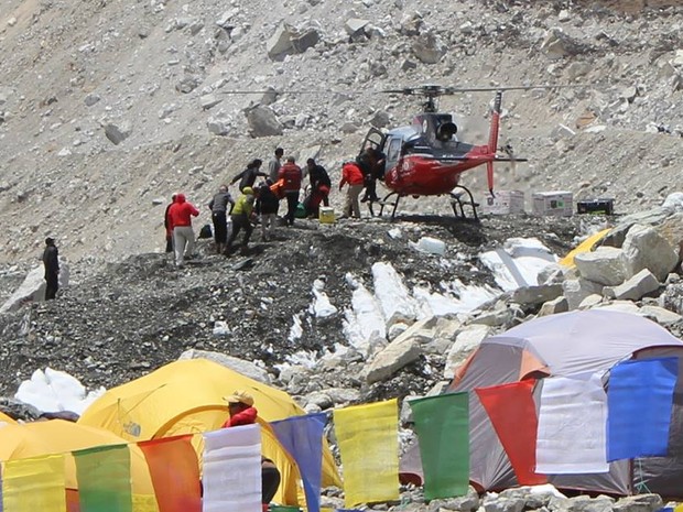 Resgate no Monte Everest (Foto: Rosier Alexandre/Arquivo Pessoal)