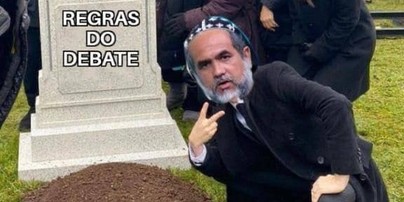  Meme com o candidato Padre Kelmon enterrando as regras do debate — Foto: Reprodução