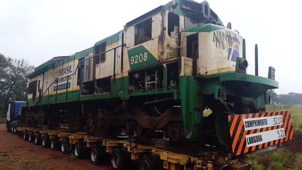 Locomotiva que vai compor acervo do Museu de Logística da Esalq — Foto: Edijan Del Santo/EPTV