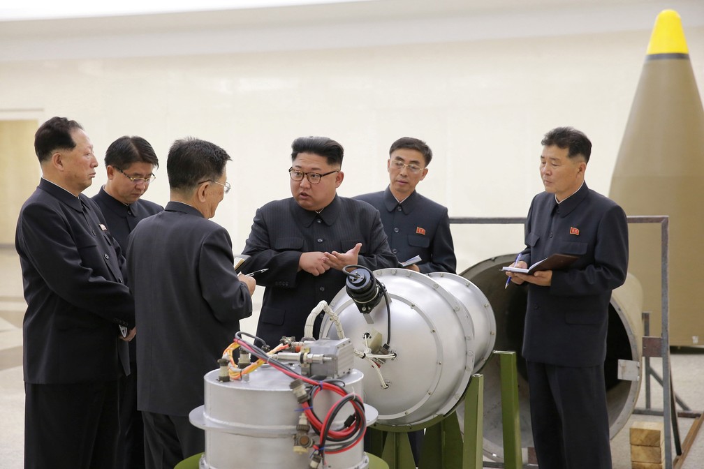 Bomba de hidrogênio poderia ser colocada em míssil intercontinental (Foto: KCNA via REUTERS)